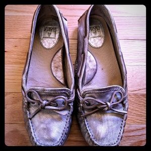 Frye Reagan campus driver